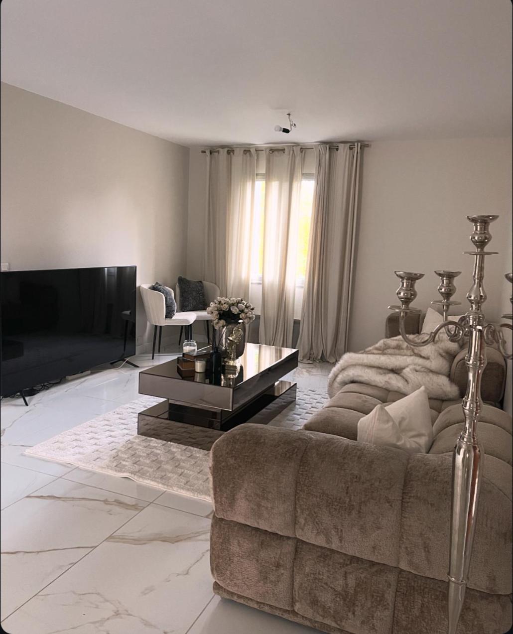 La Maison Du Luxe Ris-Orangis Εξωτερικό φωτογραφία